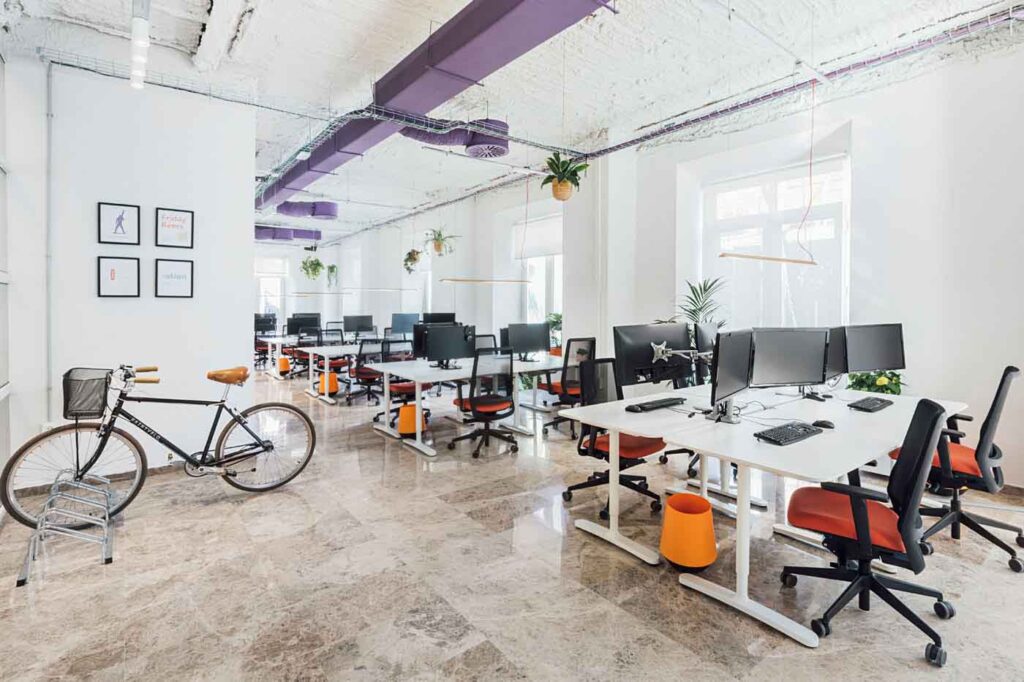 Reforma Integral y Acondicionamiento de Oficinas Corporativas Plytix en Málaga